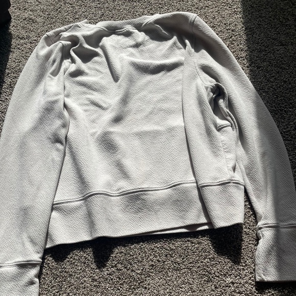 Off-White Prana Women's Crewneck - Picture 3 of 3